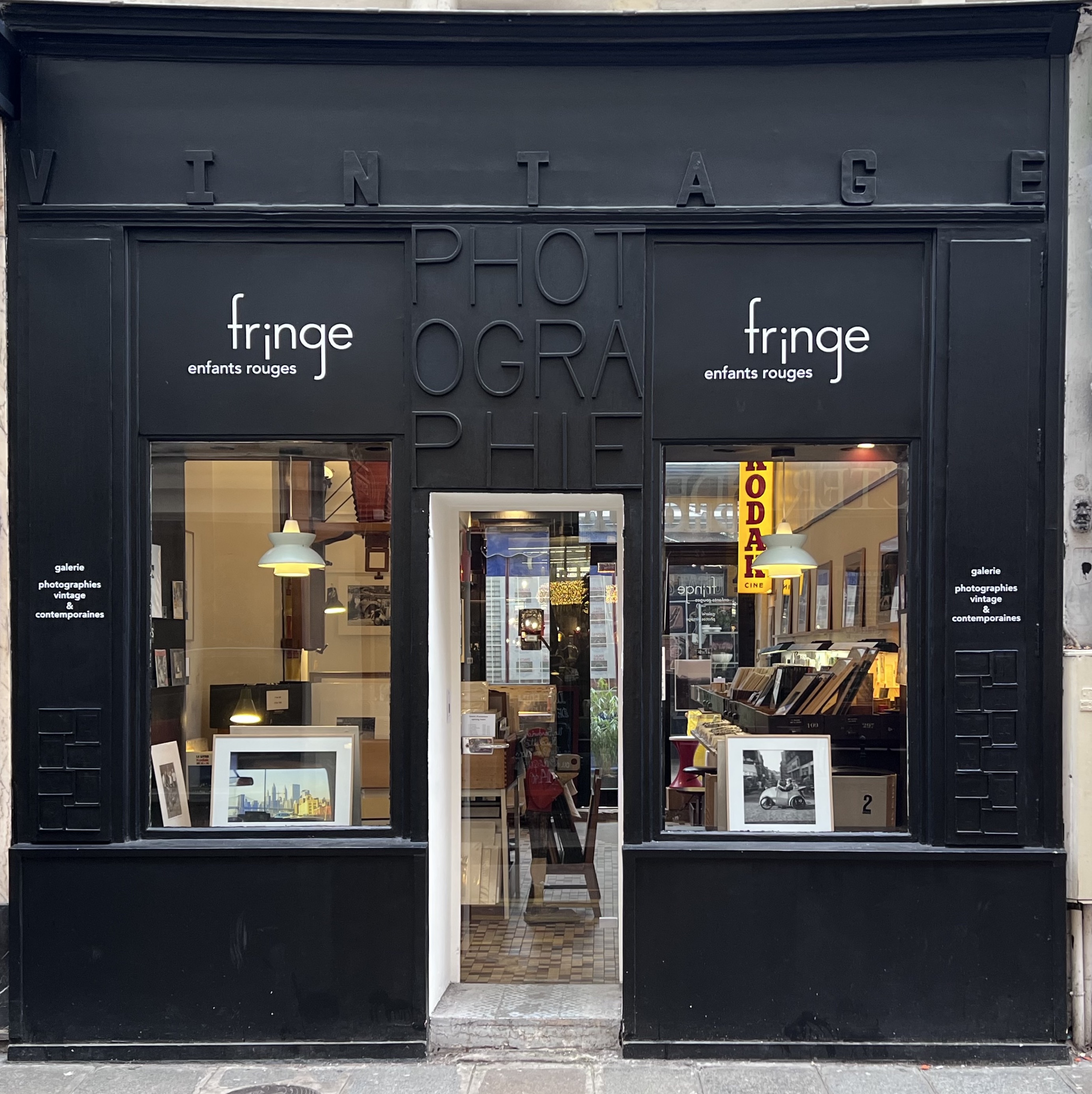 fringe enfants rouges — boutique